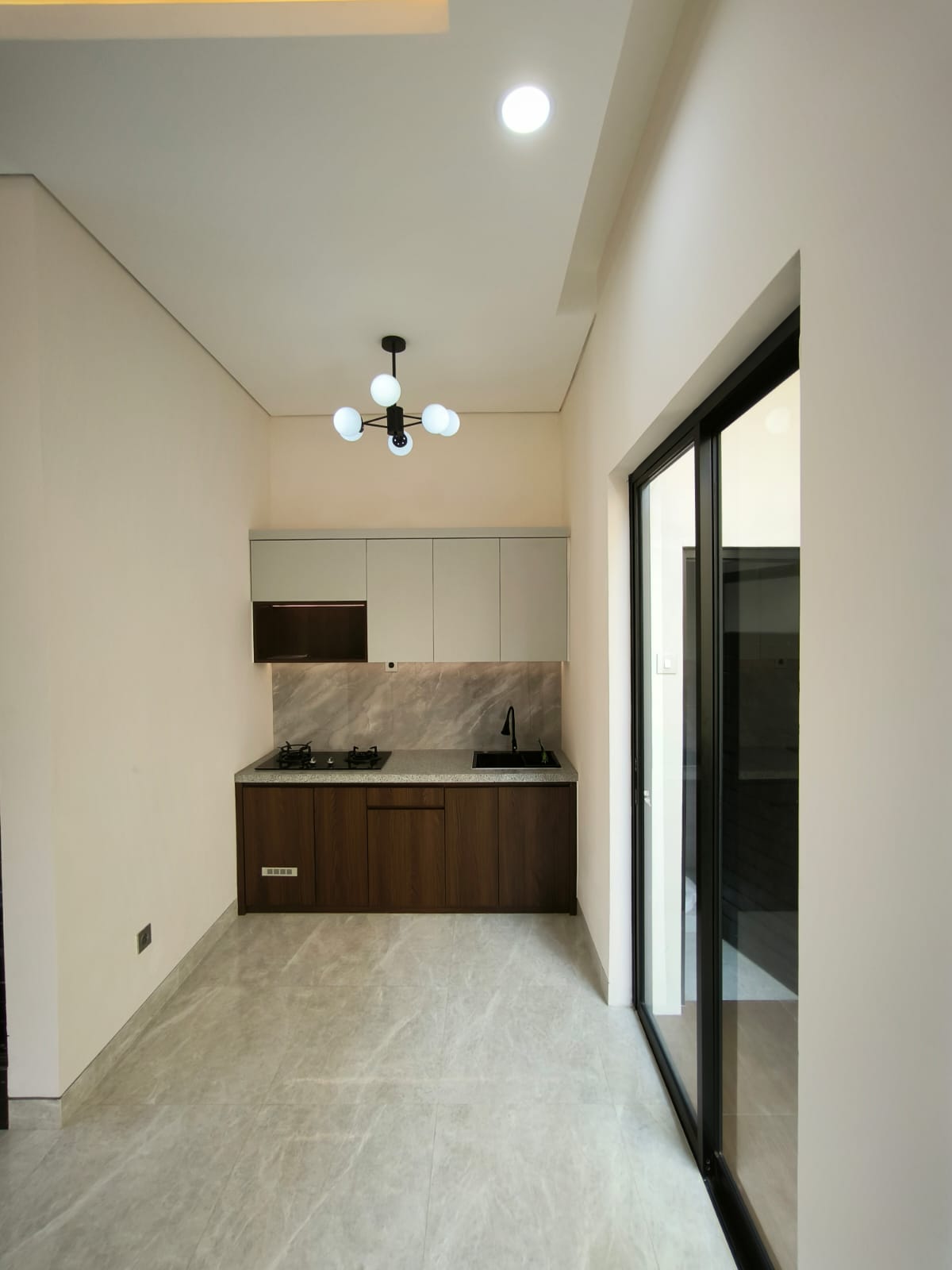 Rumah-Baru-2-Lantai-dekat-UGM-Jl-Kaliurang-Km-78-17