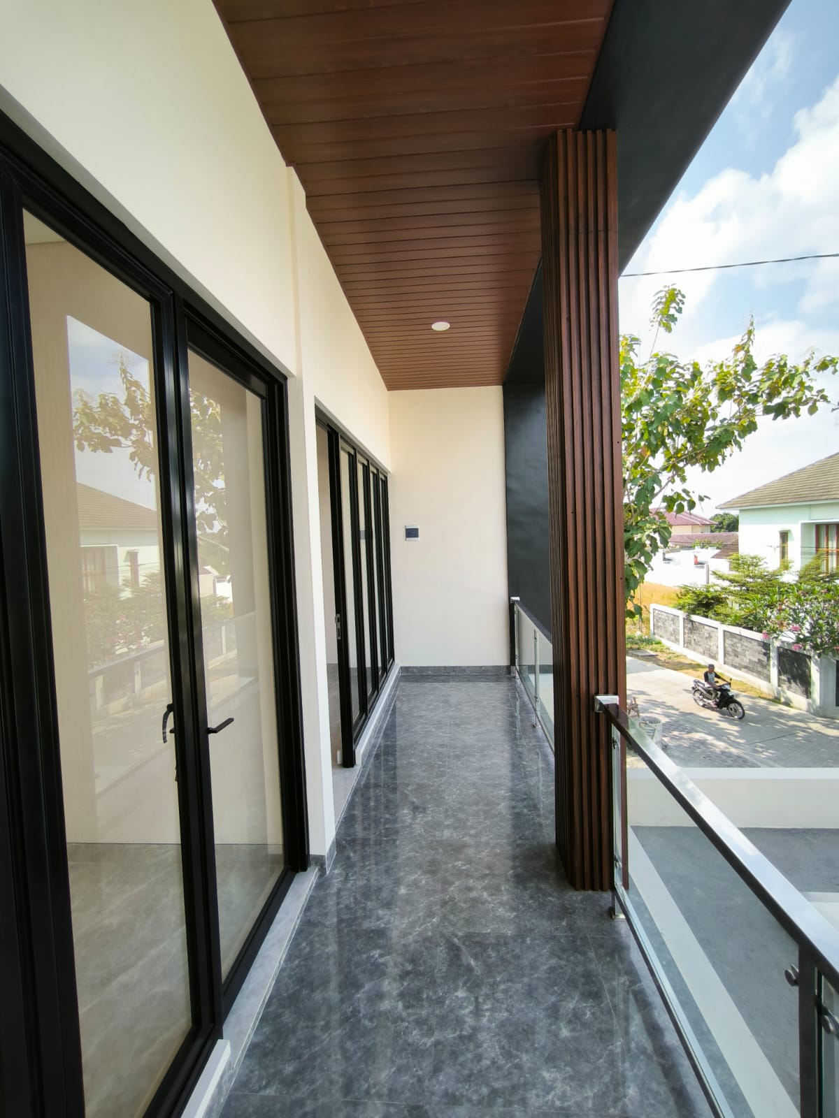 Rumah-Baru-2-Lantai-dekat-UGM-Jl-Kaliurang-Km-78-5