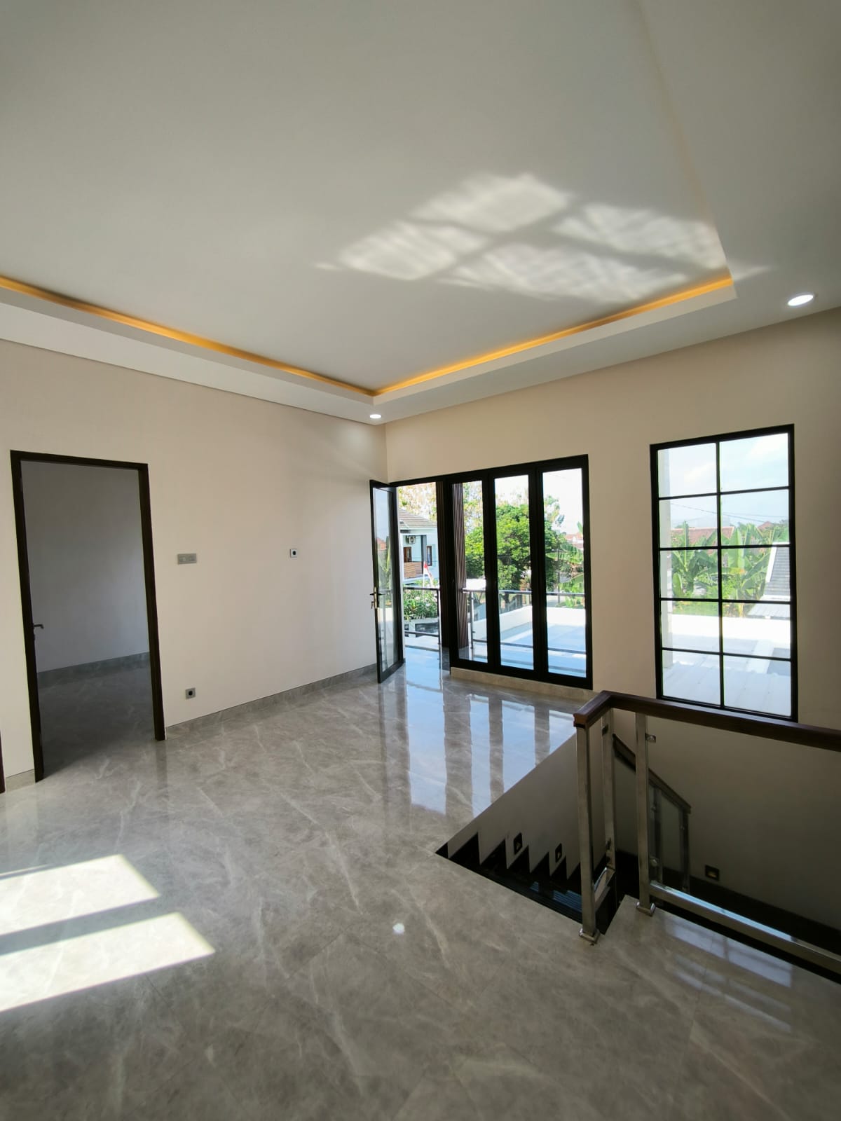 Rumah-Baru-2-Lantai-dekat-UGM-Jl-Kaliurang-Km-78-9