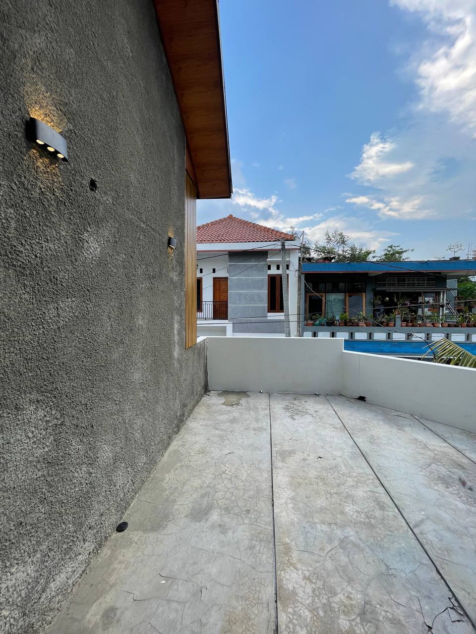 Rumah-2-lt-15M-di-timur-Pamela-7-10