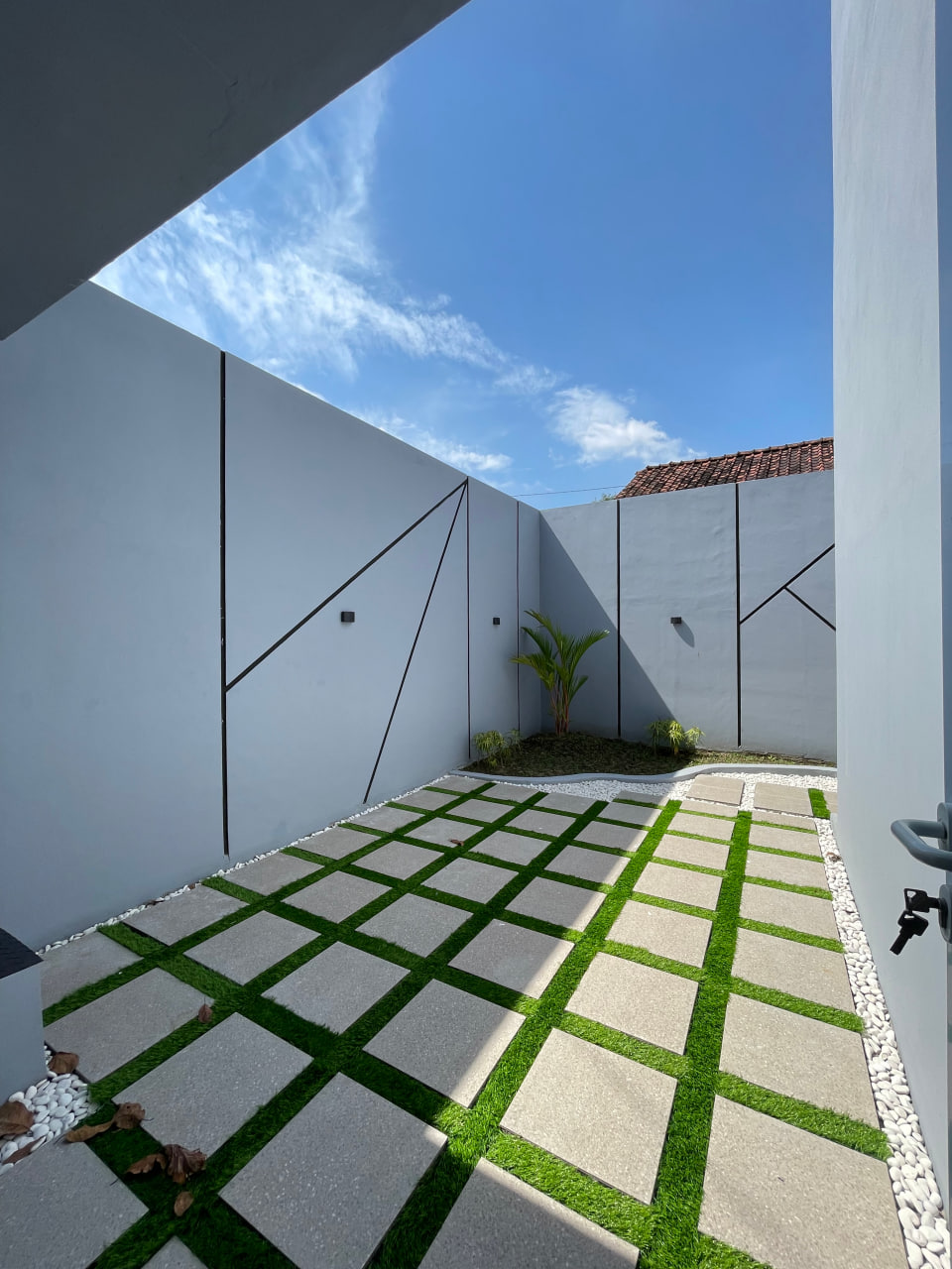 photo_12_2025-10-08_23-02-58