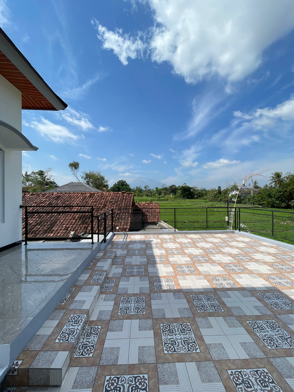 photo_1_2025-10-08_23-02-58