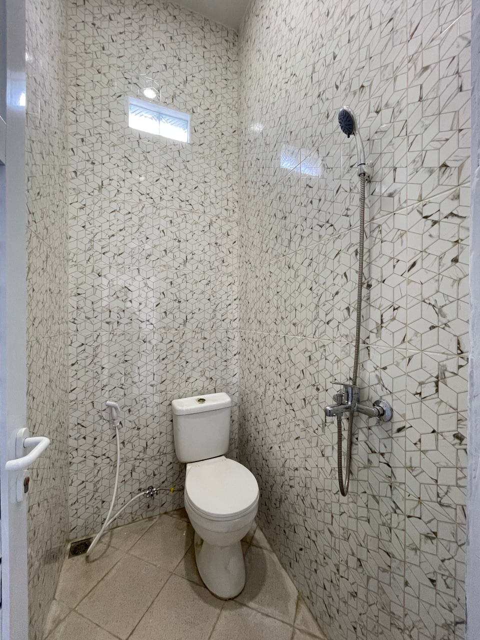 photo_5_2025-10-08_23-02-58