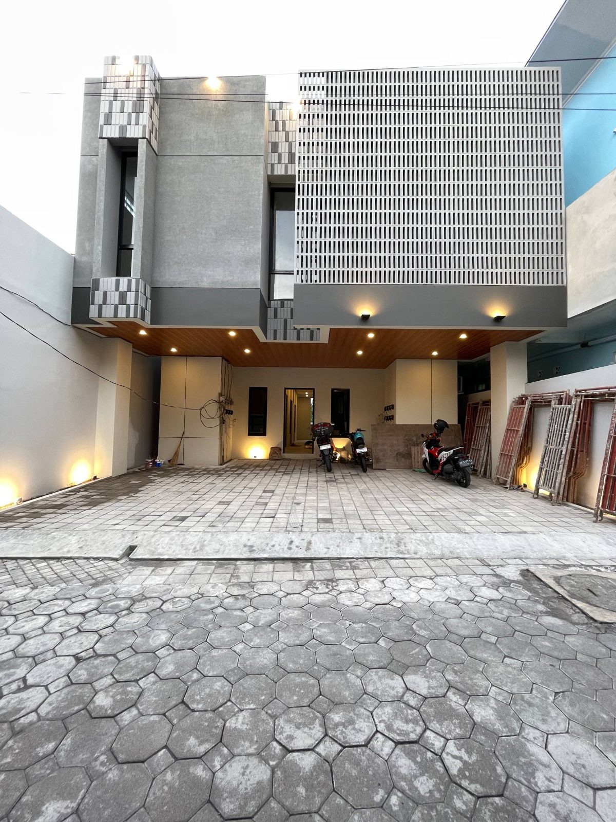 photo_1_2025-11-06_02-19-30