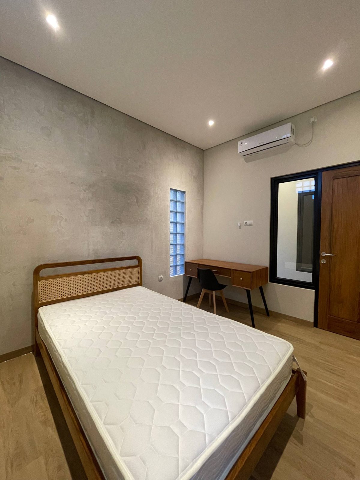 photo_9_2025-11-06_02-19-30