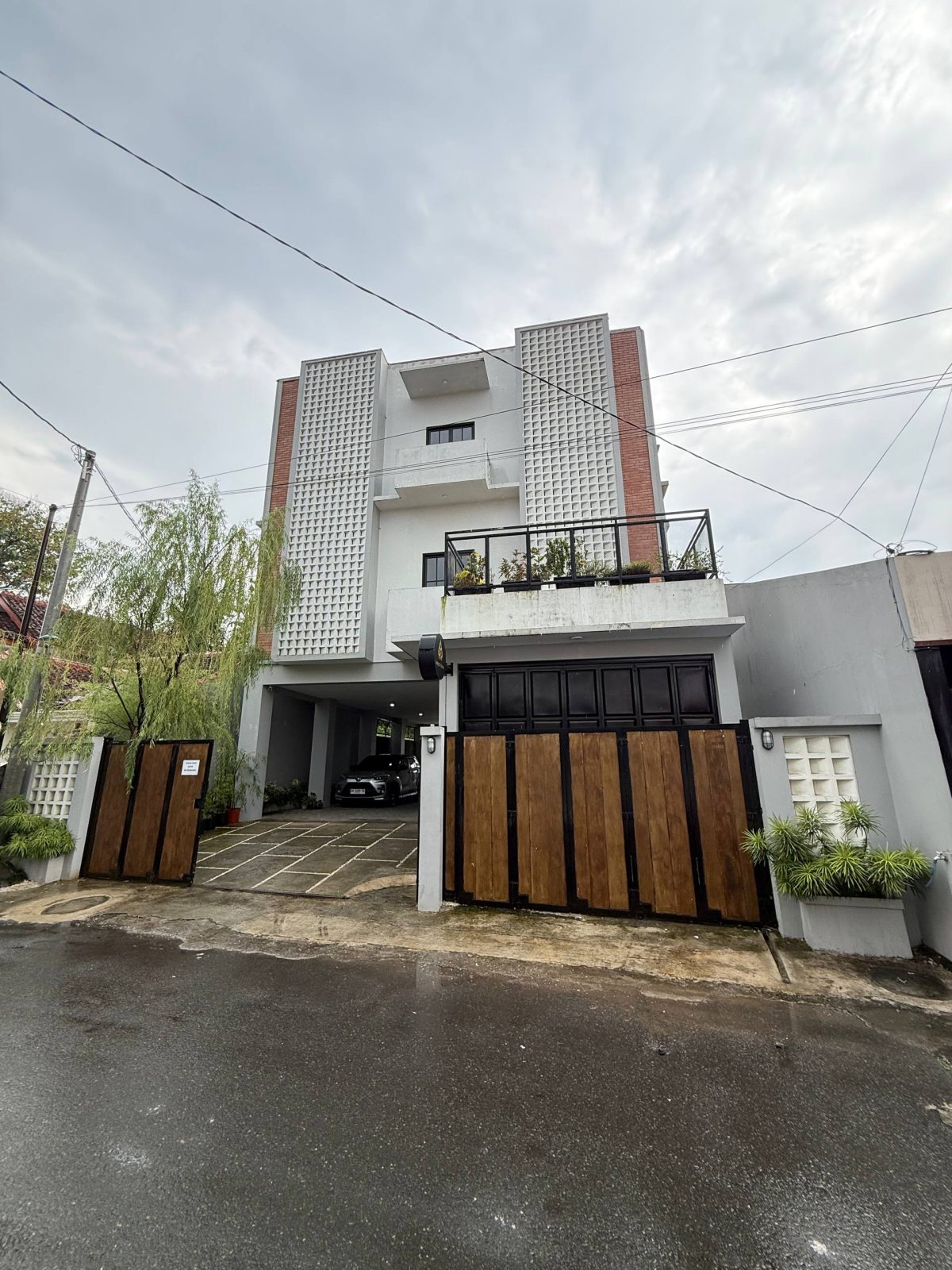 photo_2_2026-04-23_23-20-00